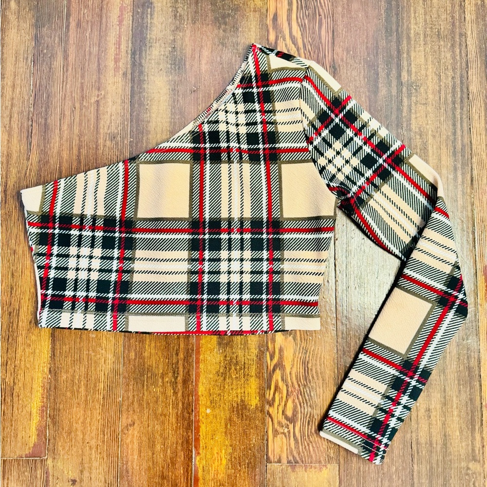 ONE SHOULDER LONG-SLEEVE TOP